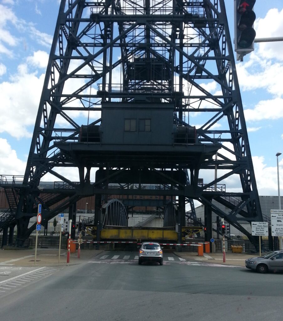 Brug. Brige.